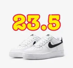 ●23.5 ホワイトブラック　NIKE エアフォース1