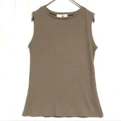 エヌドット　ノースリーブリブカットソー　【美品】　ライトブラウン　M