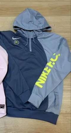 【ほぼ新品】NIKE FC 裏起毛 パーカー フーディ S