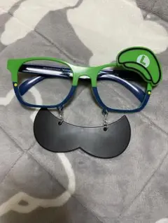 ユニバ ルイージ メガネ