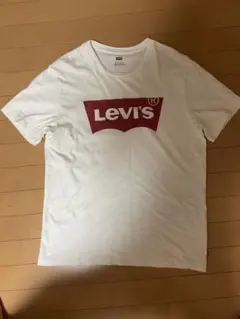 Levi's ホワイト Tシャツ Lサイズ　即決歓迎