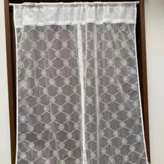 レースの暖簾　中央にボタン　長さ186センチ　幅92 カーテン兼　中古品