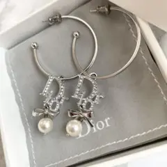 Christian Dior フープピアス Diorロゴ リボン パール