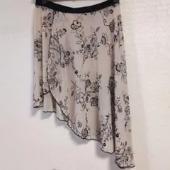 本日限定お値引き　ミルバ　バレエスカート　花柄