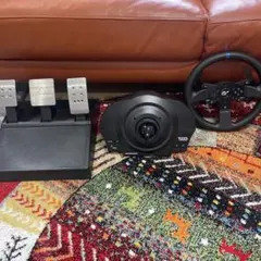 Thrustmaster T300rs ハンドルコントローラー 3ペダルセット