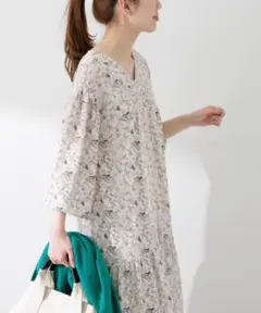 URBAN RESEARCH ペイントフラワープリントワンピース 新品