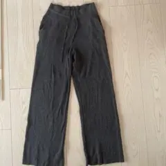 ユニクロ　ウォッシャブルリブニットパンツ