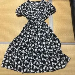 黒白花柄 半袖ロングワンピース
