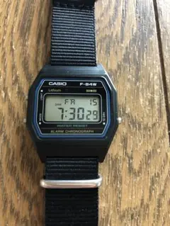 CASIO F-84W NATOベルト