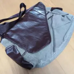 ショルダーバッグ