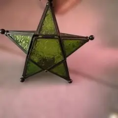 星型ステンドガラスランプ　インテリア　緑色