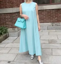 UNIK. ノースリーブ ロング ワンピース ブルー