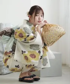 Item thumbnail for item d9babc72-0a7f-4733-8811-f03ff1f0e704