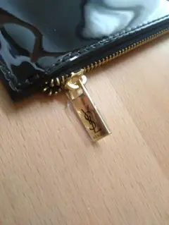 YSL イヴ・サンローラン アメニティ エナメルケース新品