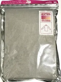 ユニクロ　ヒートテック　長袖タートルネックトップス　Mサイズ　新品 ★か9248