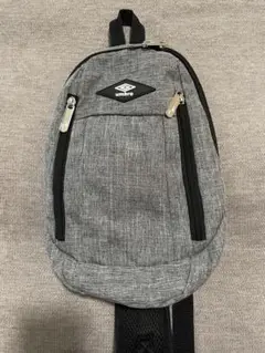 umbro ボディバッグ グレー