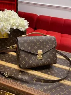 Louis Vuitton モノグラム ショルダーバッグ