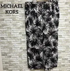 匿名配送✨️MICHAEL KORS 黒白葉柄パンツ 22W