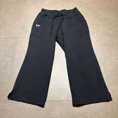 Undwr armour トラックパンツ　ジャージ　七分丈　レディース　黒