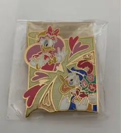 【新品未開封美品】2004東京ディズニーランド　ピンバッジ