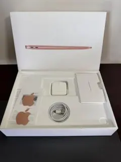 MacBook Air 2020 13インチ。M1。ローズゴールド