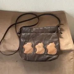 ブラウンショルダーバッグ 猫デザイン