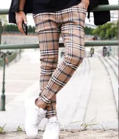 アダムスジャグラー　チェックパンツ