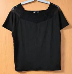 オリーブ・デ・オリーブ　肩刺繍レース　ブラック　半袖