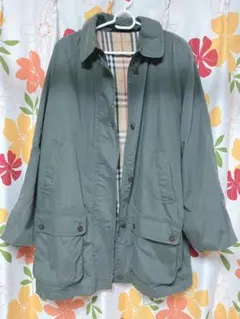 Burberry コート 14.REG V193D E140243/02 カーキ