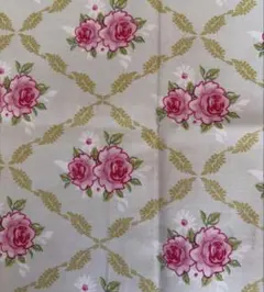 Tilda ローズ柄 グリーン×ピンク はぎれ