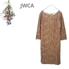 Item thumbnail for item cabc6e7c-bb9d-4f36-b5e4-b066e074f97f