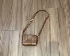 ショルダーバッグ