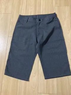 グレー ショートパンツ バックポケット付き