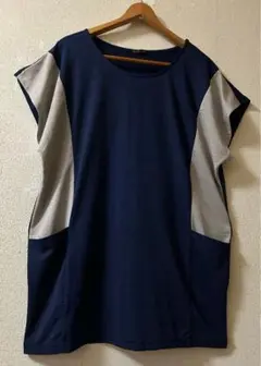 【美品】伸縮性と光沢の有る柔らか生地&軽量、ゆったりとした着心地チュニック