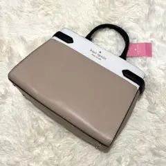 新品未使用 ケイトスペード katespade ハンドバッグ ベージュ 肩掛け