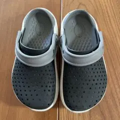 CROCS クロックス キッズ サンダル 黒×グレー