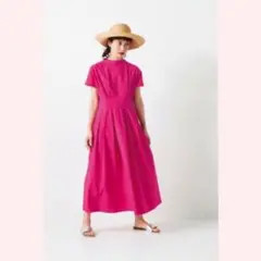 サニークラウズ シトルーナとkazumiのピンク色のワンピース