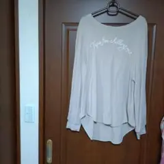 値下げ中ベージュ カットソー