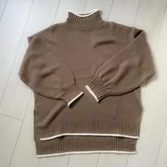 バイカラータートルネックニット