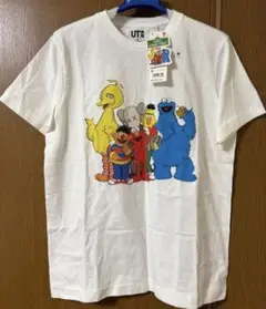 ユニクロ　KAWS　セサミストリート　トリプルコラボ　Mサイズ　ホワイト