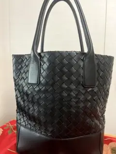 Item thumbnail for item 1ce3262e-cffd-4fb7-96bb-b6ed86bcfc13