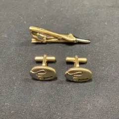 パブロ・ピカソ ネクタイピン カフスボタン セット