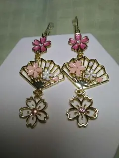 早めの早春の桜ピアス
