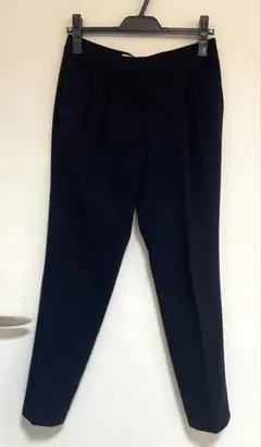 ENFOLD ネイビー テーパードタックパンツ