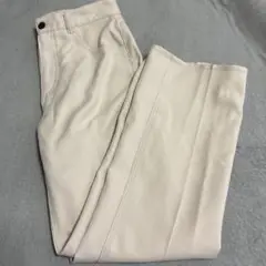 ホワイト スラックス