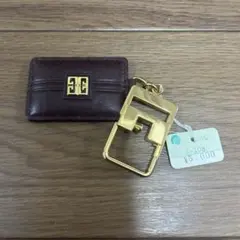 GIVENCHY キーホルダー　ブラウン