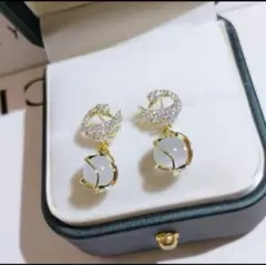即日発送❕高級感ある大粒パールゴールドピアス 鳥 結婚式 韓国