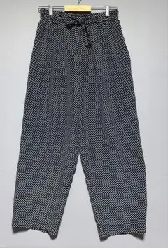 ノーブランド　美品　黒白水玉ワイドパンツ　日本製　ポリエステル100% ドット