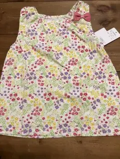 未使用　花柄　子供服　ノースリーブ　120cm