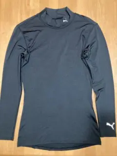 PUMA ブラック 長袖インナー
